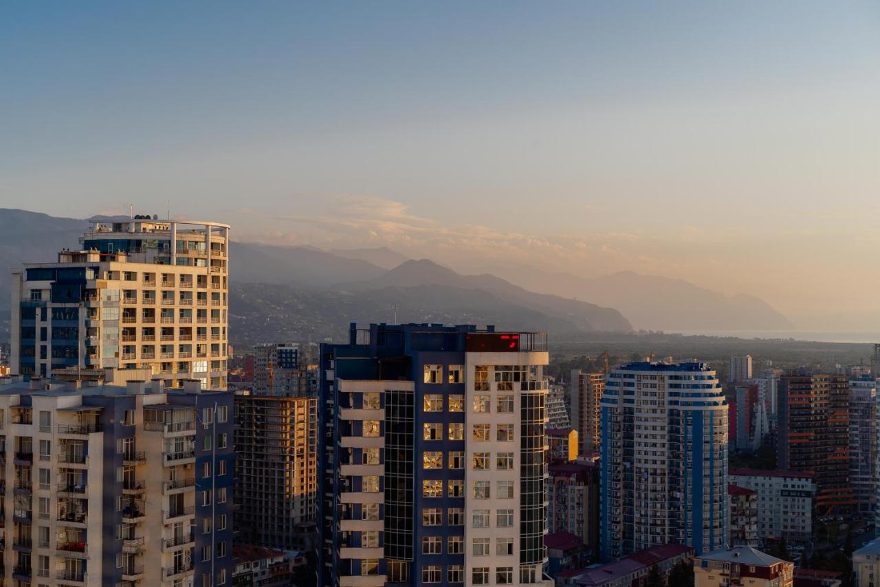 Grand City Real Estate Batumi Exterior foto